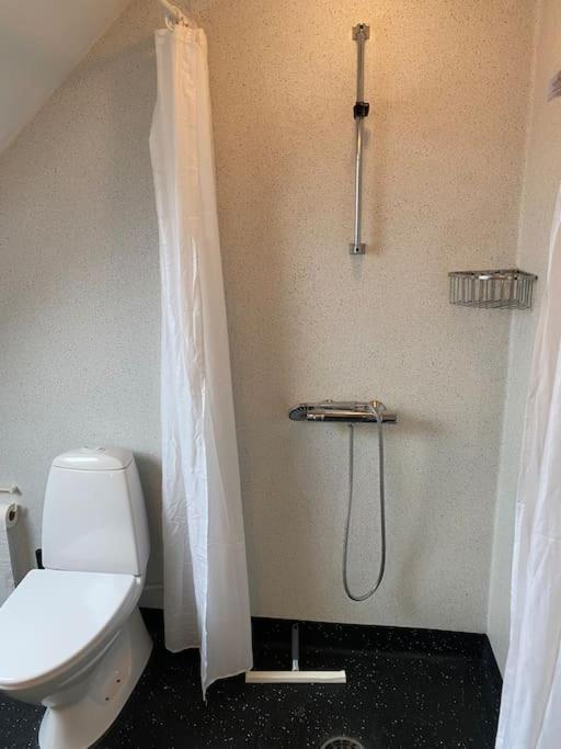 Villa Skont Hus Pa Landet Taet Pa Billund Give Exterior foto