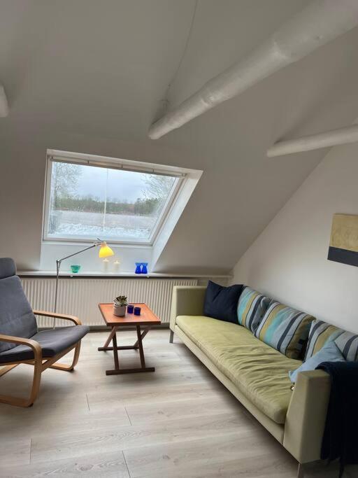 Villa Skont Hus Pa Landet Taet Pa Billund Give Exterior foto